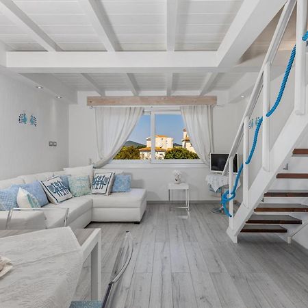 Giglio Apartment Vista Mare E Parcheggio Privato Porto Rotondo Exterior foto